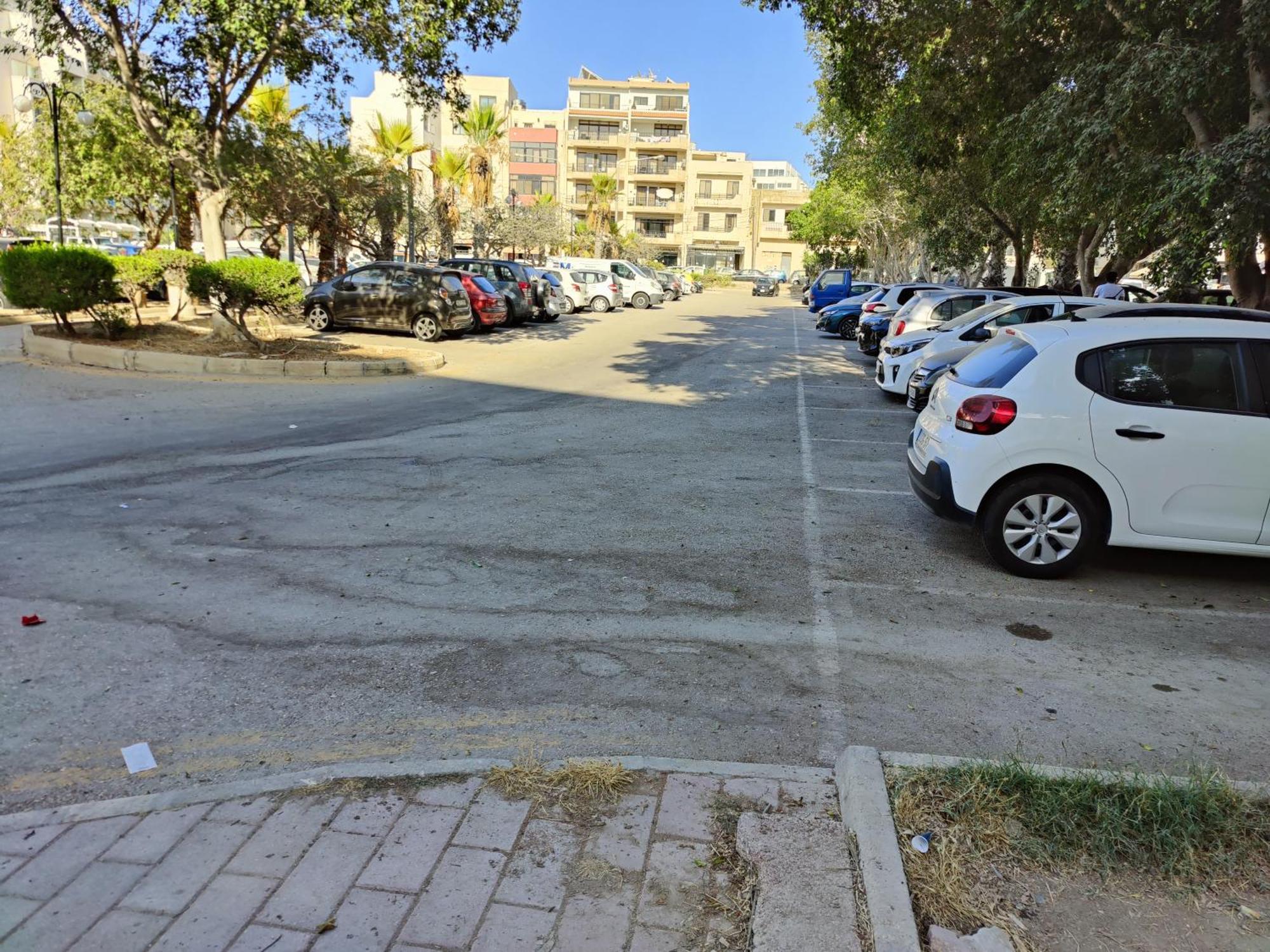 The Palm Court Apartment St. Paul's Bay Exterior photo